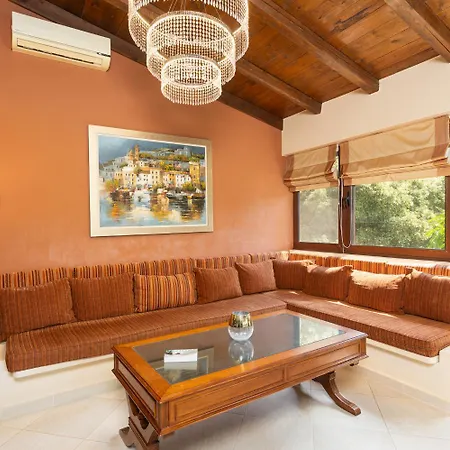 Elounda Blue Villa *